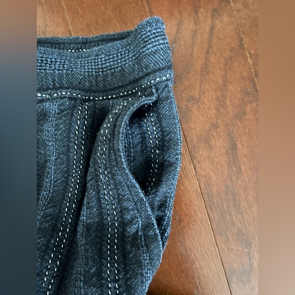 Zara Navy Striped Shorts Size M draw string pockets - Picture 8 of 10